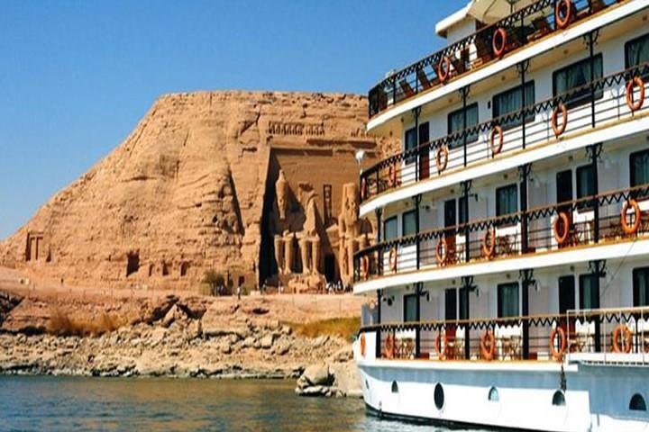 3 Night 4 Days Nile River Cruise from Luxor to Aswan with Private Tour Guide image