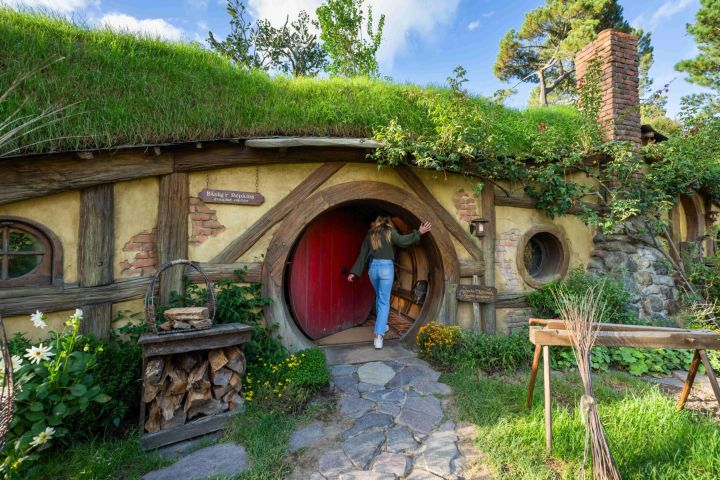 Hobbiton, Waitomo, Rotorua & Taupo 2-Day Tour from Auckland image