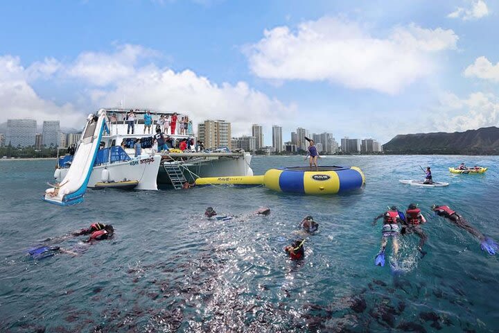 Deluxe Waikiki Snorkeling Cruise with E SEA DIVER image