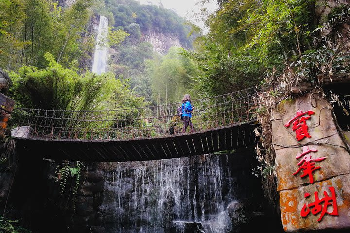 Zhangjiajie Grand Canyon & Glass Bridge and Baofeng Lake Private Day Tour image