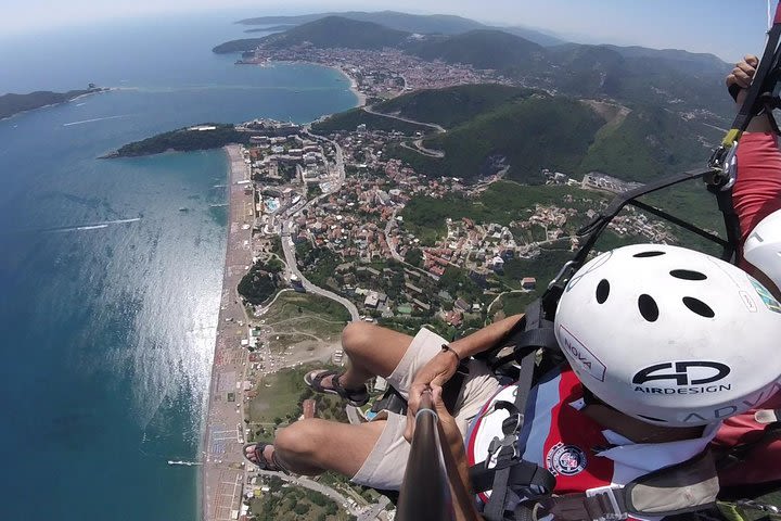 Bečići standard paragliding image