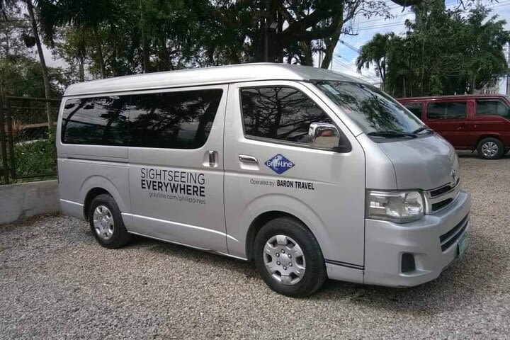 Private Departure Transfer: Manila Hotel to Ninoy Aquino International Airport image