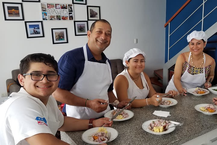 Private Cooking Class With a Local Family in Lima image