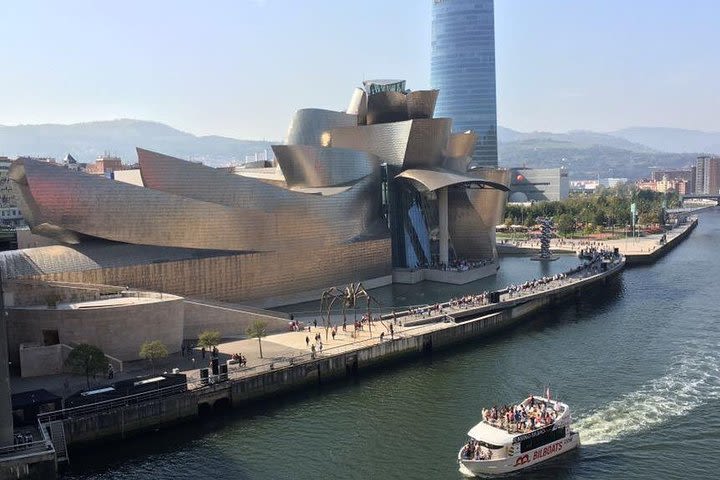 Bilbao bike small group tour image