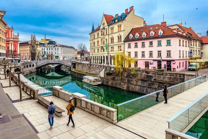 Ljubljana and Postojna Cave Day Trip from Zagreb image