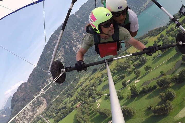 Tandem Hanggliding Flights image