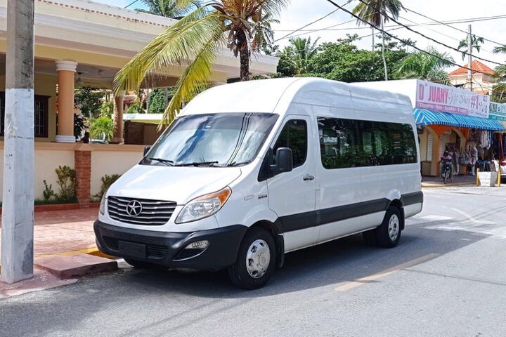 Private Transfers from Punta Cana Airport to Hotels image