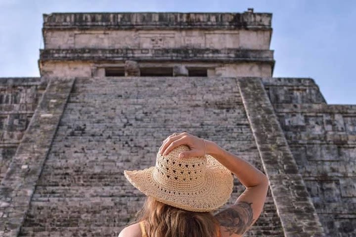 Chichen itza magic tour swimming in cenote  image