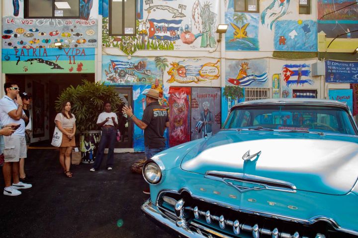 Miami: Little Havana Cuban Food and Culture Walking Tour image