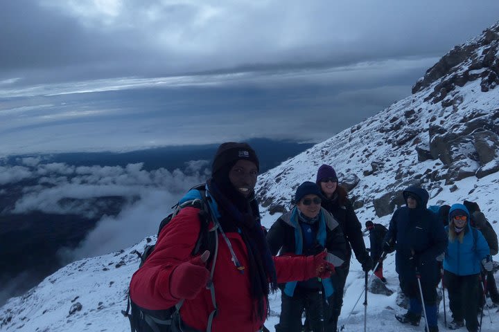 5 days Kilimanjaro climb via Marangu route image