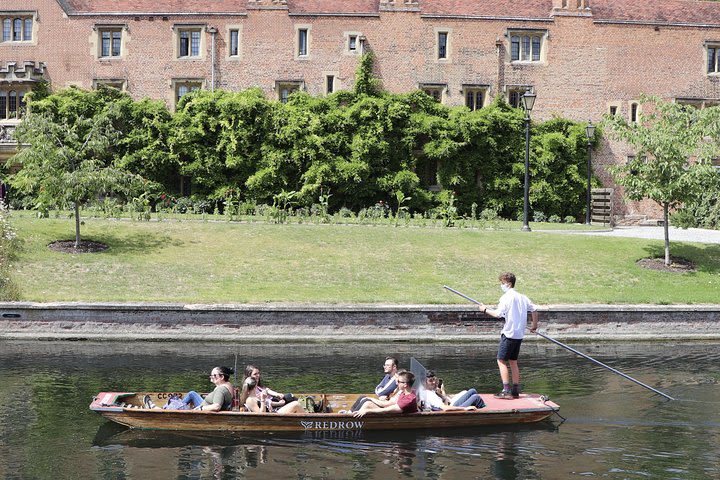 COVID-19 Shared Punt Tour image