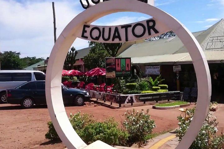 1 Day Uganda Equator Visit Tour image