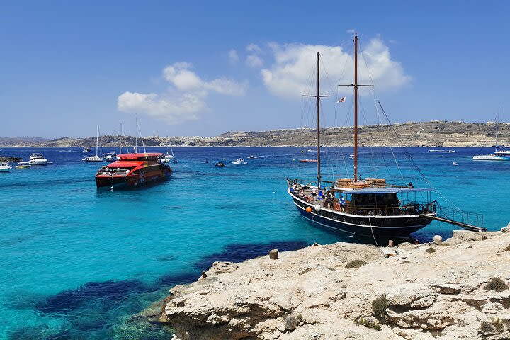 Gozo tour and Comino cruise from Malta image