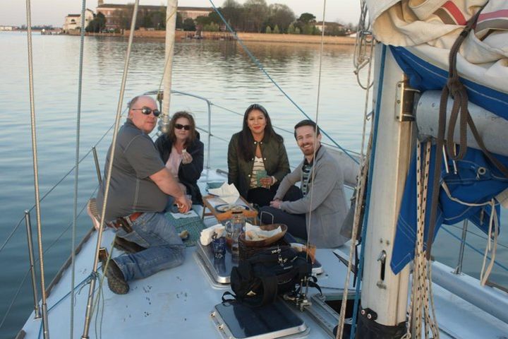 Aperitisola! aperitif on a sailboat between the islands of the lagoon image