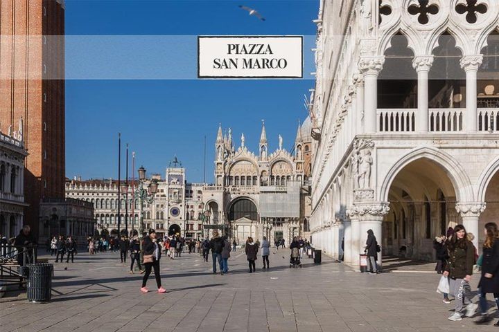 Doge's Palace: Skip the line tickets with audio guide image