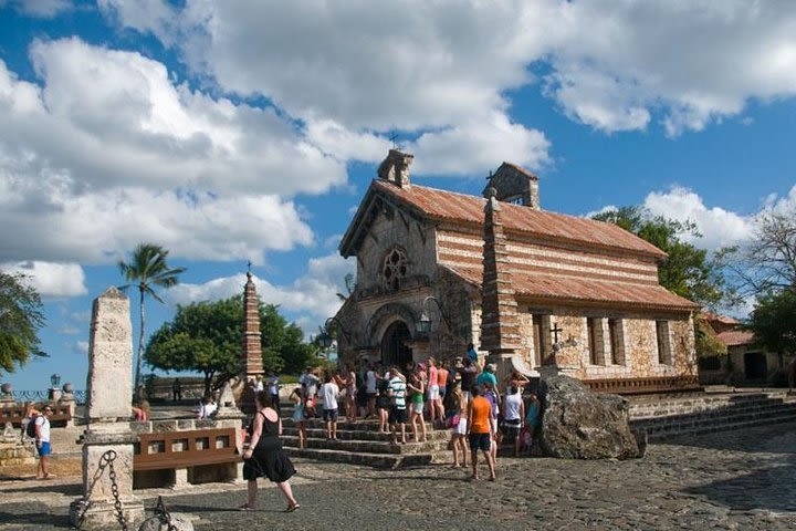 Day Trip To Saona Island and Altos de Chavon From La Romana image