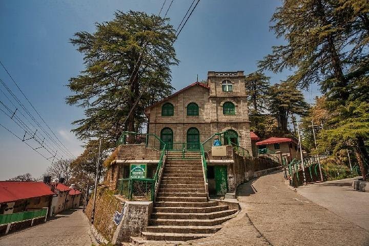 Mussoorie Heritage Walk | Landour Cantt image