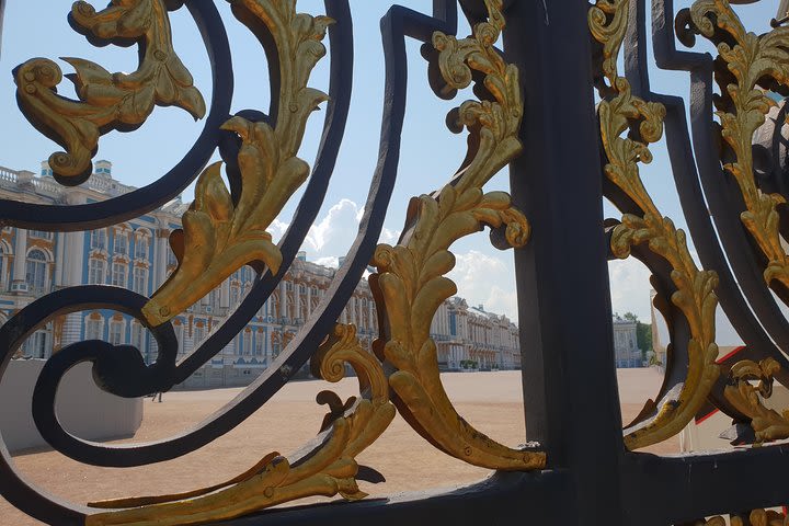 1-Day Tour to Catherine Palace with Amber Room and Hermitage Museum image