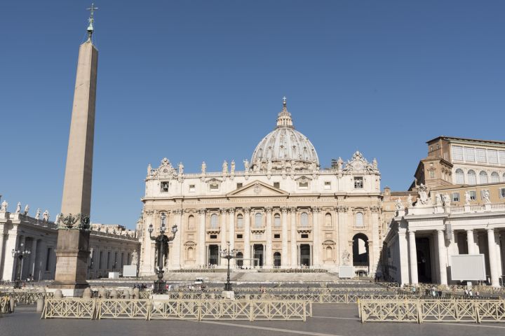 Vatican, Sistine Chapel, & St. Peter’s Basilica Guided Tour image