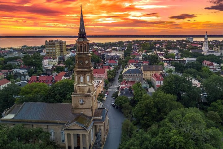 Love Stories of Charleston Walking Tour image