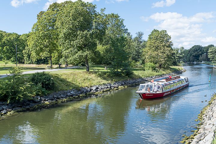 The Royal Bridges & Canal Tour image