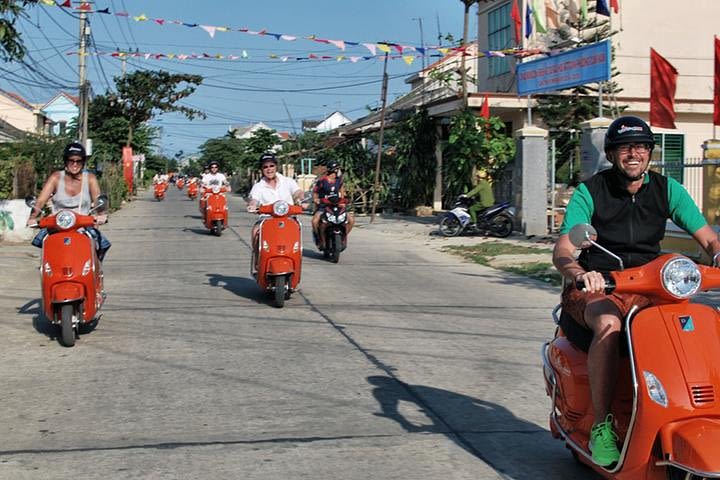 Half-day HOI AN COUNTRYSIDE & ARTISTS BY ELECTRIC SCOOTER image