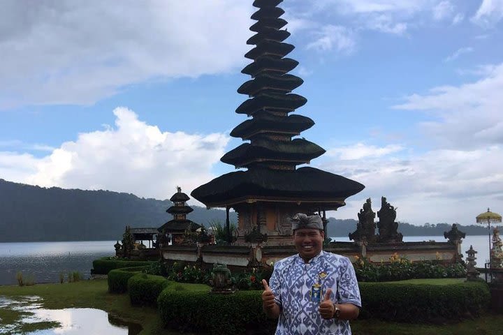 Private Tour of Tanah lot, Jatiluwih and Lake Beratan Temple image