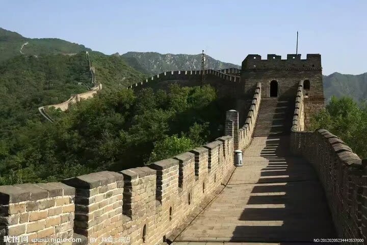 Beijing Private Layover Guide Tour to Mutianyu Great Wall and Temple of Heaven image