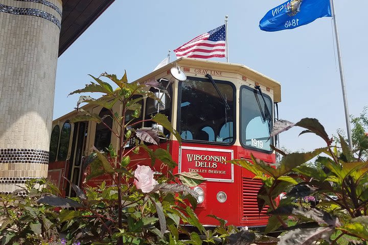 Wisconsin Dells Trolley City and History Tour image