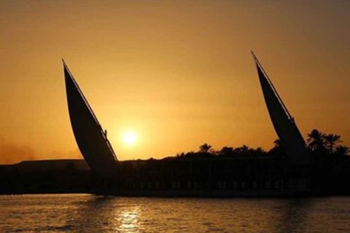 Sunrise and Sunset Felucca Ride Including tour guide image