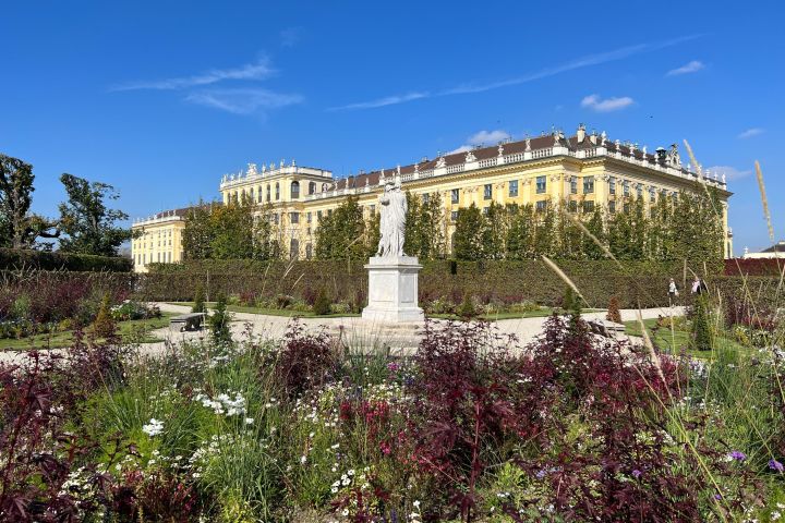Vienna Private Schönbrunn Palace Tour image