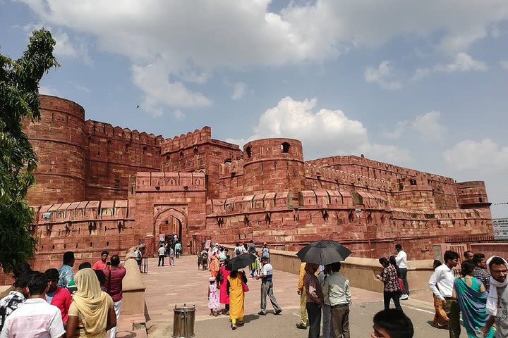 Full Day Agra Local Tour With Shopping  image