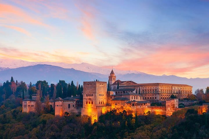 Tickets included: Alhambra Tour (Gardens, Alcazaba, Generalife) image