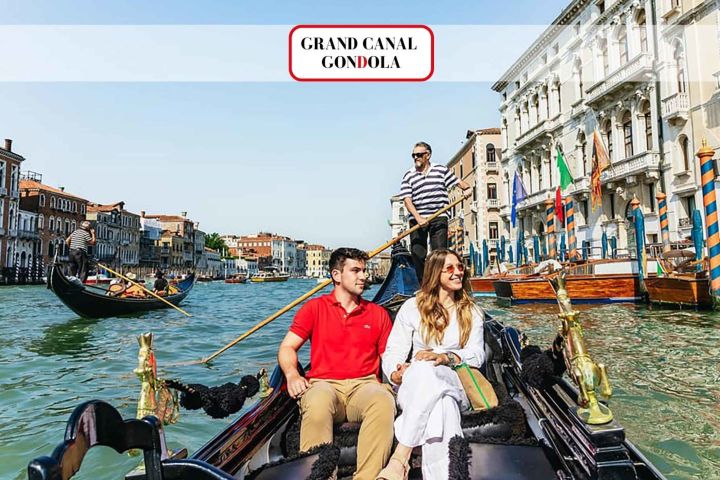 Venice: Private Gondola Ride along Grand Canal image