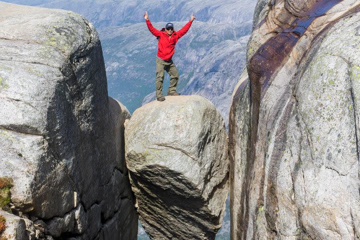 Kjerag Summer Hike - Beat the Crowds image