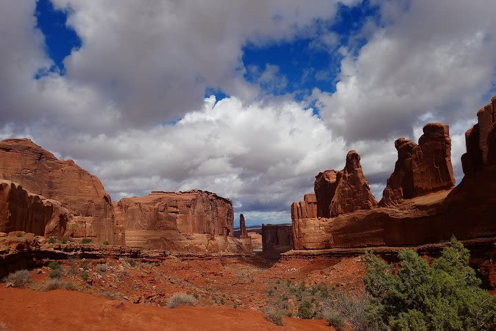 Discover Moab in A Day: Arches, Canyonlands, and Dead Horse Point image