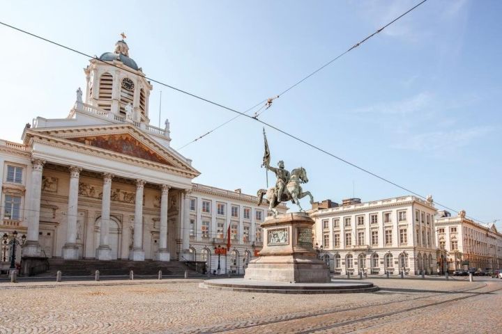 Private Historical Tour: Highlights of Brussels image