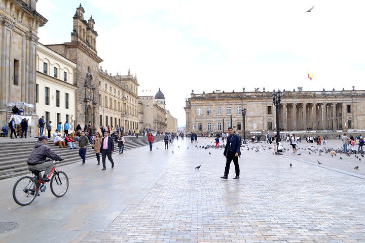 La Candelaria, Optional Monserrate and Optional Gold Museum Bogotá City Tour image