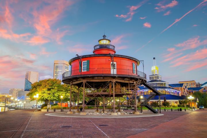 Scenic Baltimore Night Tour image