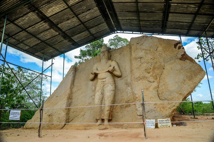 Day Tour from Dambulla to Sigiriya & Polonnaruwa image