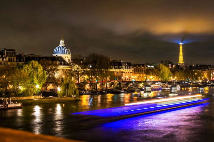 Illumination Tour and Eiffel Tower 2nd Floor (reserved acess) image