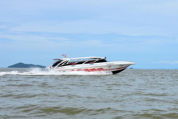 Koh Lanta to Phuket Speed Boat Transfer image