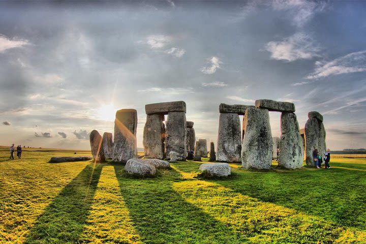 Stonehenge & Secret England (from Bath): Personalised tour for 2-8 guests  image