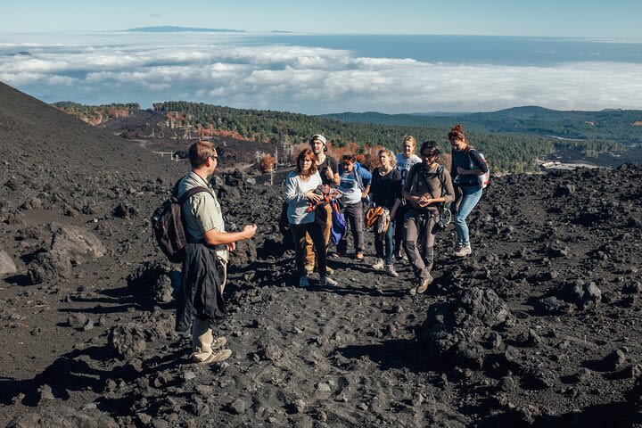 Trekking Etna e wine tour image