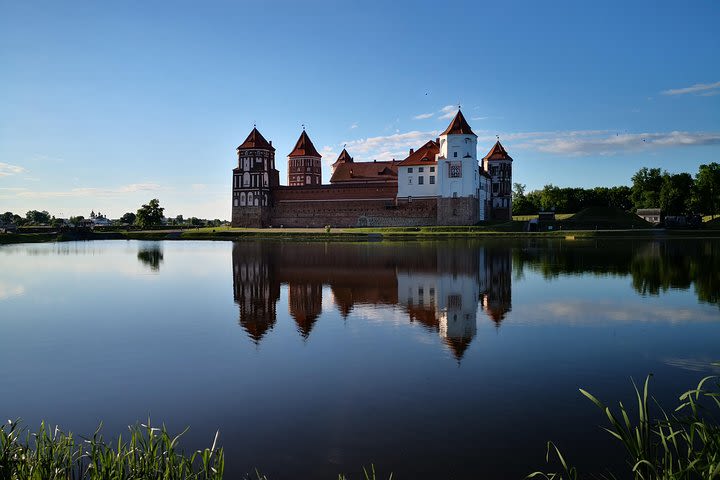 Private Niasvizh and Mir Castle tour  image