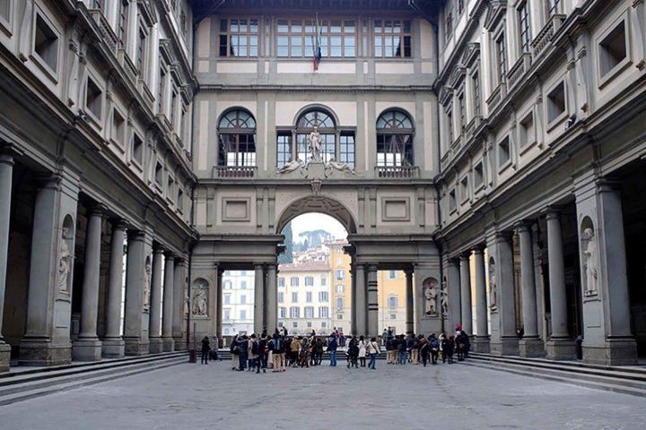 Florence: Private Uffizi Gallery Tour image