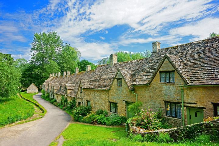 Cotswolds Hidden Gems Tour from Oxford image