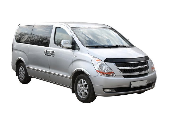 Round-Trip Transfer in Private Minivan from-to Miami Airport in Miami Downtown image