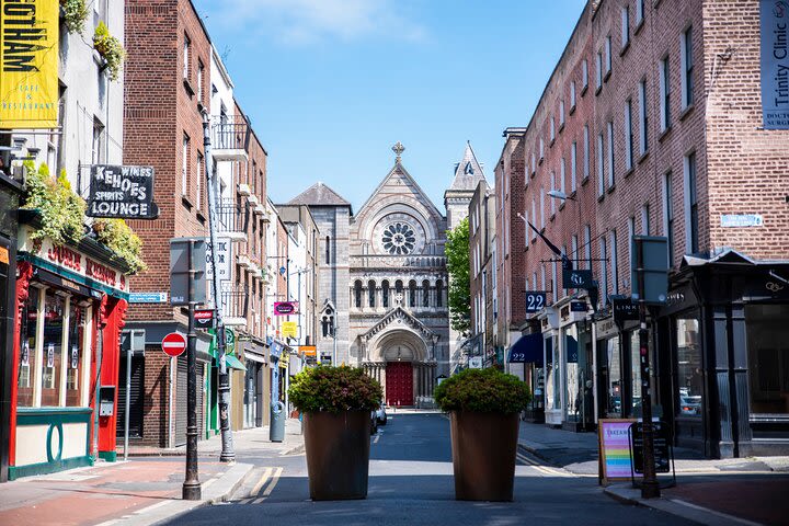 Half-Day Dublin Architecture and Photography Small-Group Tour image