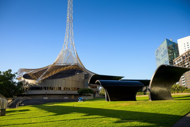 Melbourne City Discovery tour image